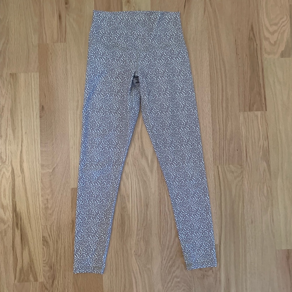 Super cute animal print DYI leggings